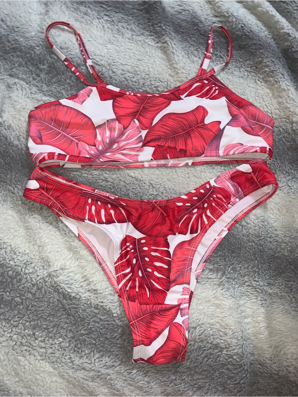 Red Tropical Leaf Bikini Top - Size L